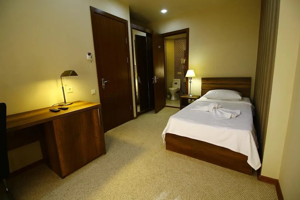 Sani Hotel ティビリシ